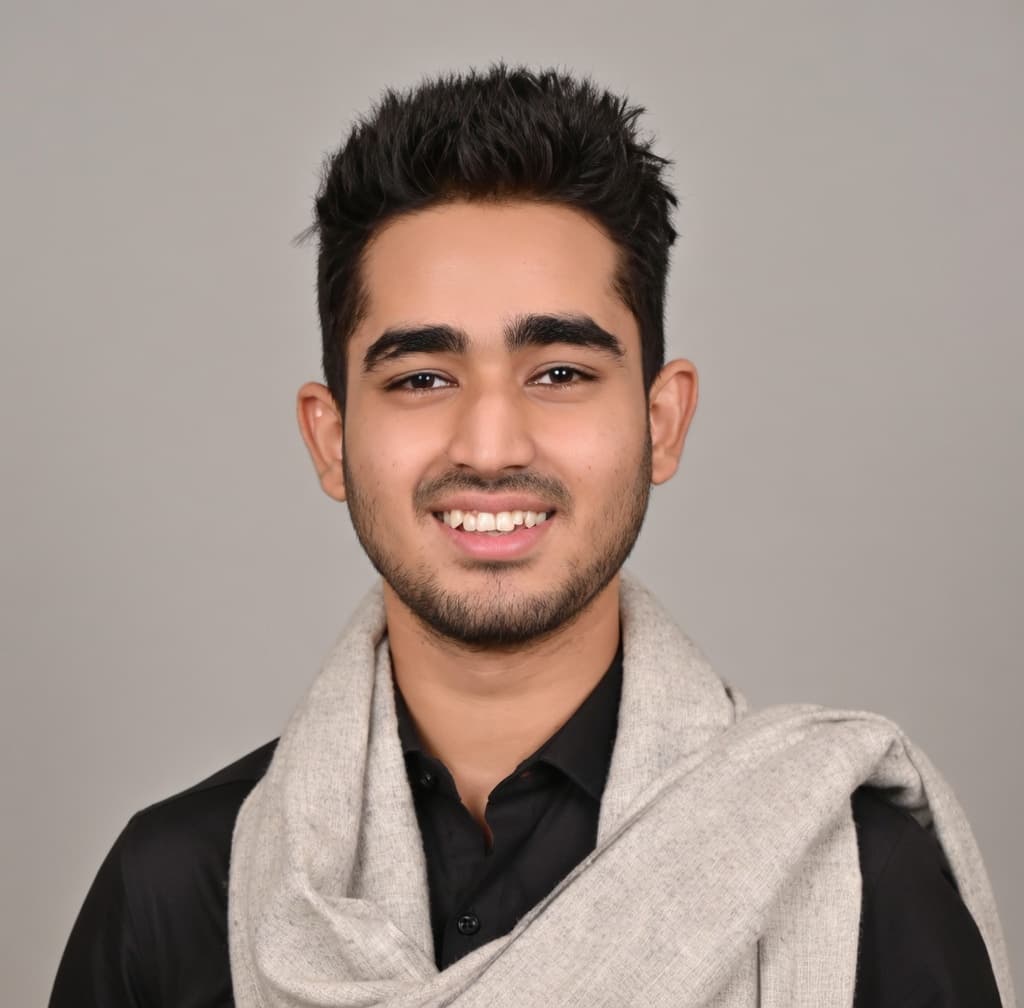 Saboor Ali Khan, BBA Marketing student at IBA Karachi and Digital Marketing Intern at 10Pearls Pakistan